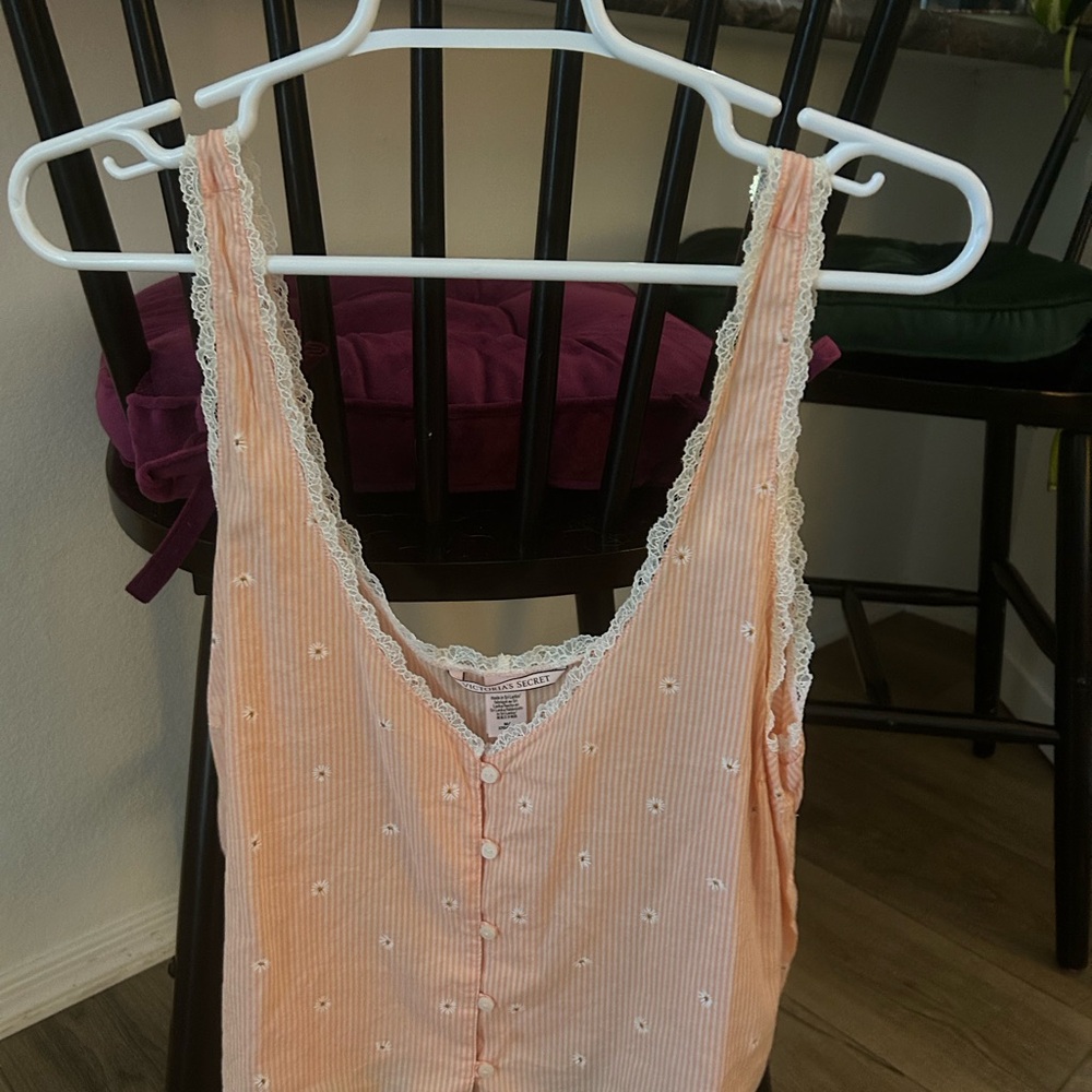 Victoria’s Secret peach Sleeveless Top with Lace Trim
